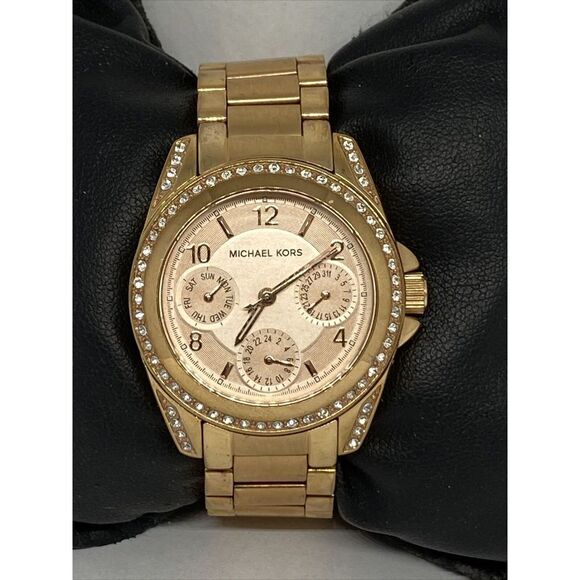 Michael Kors MK5613 Women's Stainless Steel Rose Gold Analog Dial Watch GE425